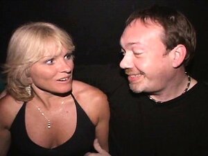 Blonde Anal-MILF-Pornotheater Gangbang-Fickfest