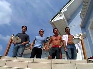 Christina Bella im Gangbang