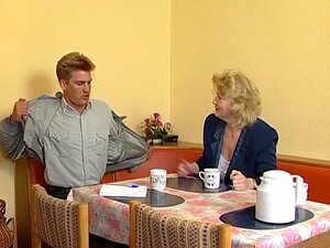 Nuori ja Emo Anja Saa Vittu Elämäsi