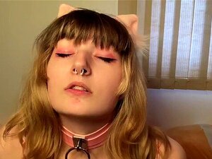 Mädchen bettelt darum, dass du ihr Audio Plus Video fickst