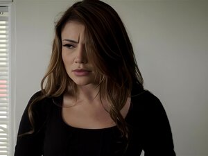 Chef anal fickt seine babysitterin mit großen Titten