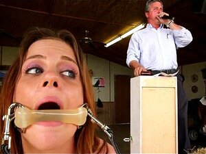 Das wildeste Ritual der Schwesternschaft, das auf Kamera festgehalten