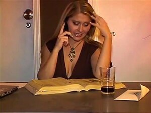 Најврелие порно звезде Desire Moore и Nikki