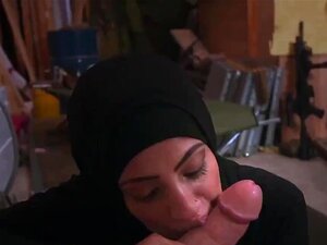 Großer Arsch arabischer Hintern Sie nahm einen Teil ihres Kopfbildes