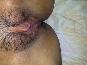 Vilma de Cartagena orgasme voor haar minnaar op haar bed