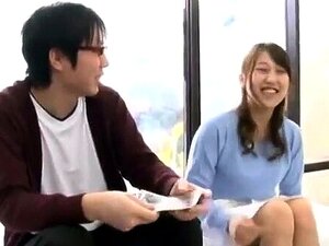 Isotissinen söpöläinen antaa suihinoton