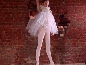 Флексибилна балерина Annett. flexi02