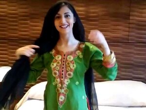 Desi pakistanische Sekretärin mit arabischem Chefhotel Randi