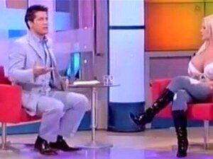 SABRINA SABROK, PROMI GRÖSSTE BRÜSTE, HEISSE INTERVIEWS