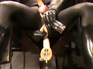 Gomma piena, avvitata e munta, modificato un vecchio costume QR per