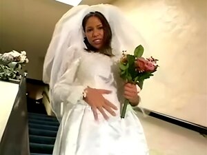 Neitsyyden menettäminen häiden jälkeen...F70