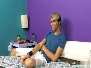 Film gay de Rany Silva, un blond maigre qui est tout à la maison