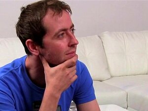 Η Milf πράκτορας με το καλσόν γαμήθηκε