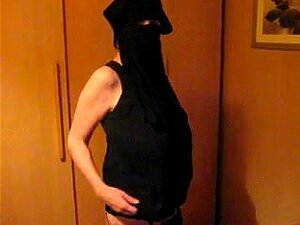 Ein seltsamer Pornofilm mit großen Titten, den ich gestern in meiner