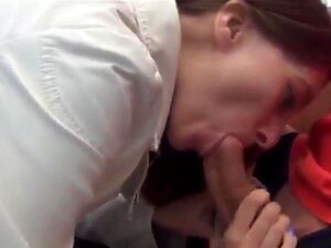 Ein Boot, ein frisches Paar