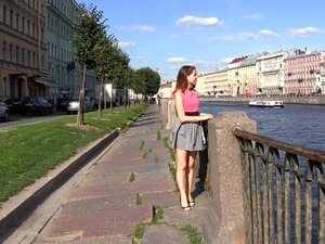 Dicker Schwanz fickt nasse Muschi