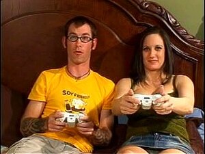 Gamer Geek erhält eingeschalteten erwirbt Cookie,