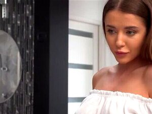 PASSION-HD Creampie-besatt brunett förför stor kuk