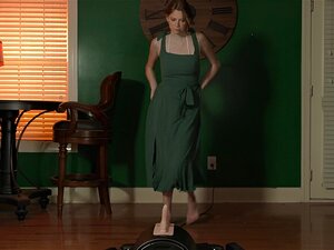 Riah Lynns erste Sybian-Erfahrung mit bondage