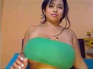 Fille webcam avec de gros seins et un gros cul