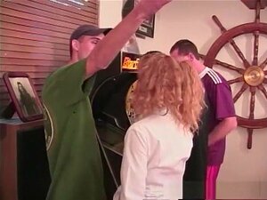 Verrückte Pornodarstellerin Molly Rome in fabelhaftem DP, analem