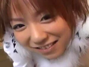 L'incroyable Japonaise à gros seins Kyoko Ayana dans une vidéo porno
