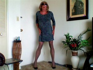 франи ЦД са задиркивањем у најлонкама