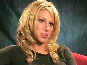 Go Go Tänzerin wird nackt