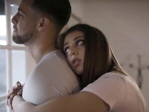 Seth knullar Gia hårt i olika positioner. Gia älskar sin styvbror