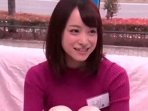 Söpö rintava japanilainen huora bukkake XXX videossa