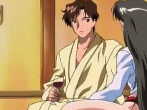 Wunderschöne Dame genießt Muschilecken