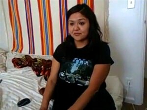 Asiatisk brud suger BBC - Titta på Del 2 på WildFuckCam dot com.