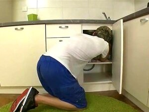 Bereid je voor op een wilde rit terwijl deze onverzadigbare chick