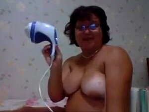 Stor mormor retar sin kropp,
