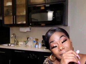 Verdamme diesen heißen, dicken, fetten Arsch, dominante Schokolade,