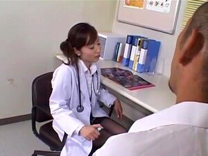 Japanisches AV-Model und verrückte Krankenschwester-Pornoszenen,