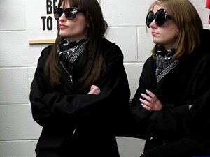 Dvije slatkice uhvaćene su kako se izležavaju i pokušavaju ukrasti