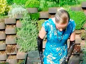 Schlampen werden schmutzig mit Essen