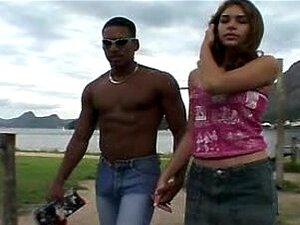 Bianca brünette brasilianische Schönheit