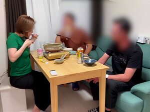  Mehrfachspiel  Als sein Senior zum Essen kam und mit einem Nobelpreis