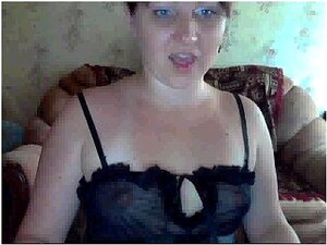 Grote tieten meid laat haar dikke kont zien