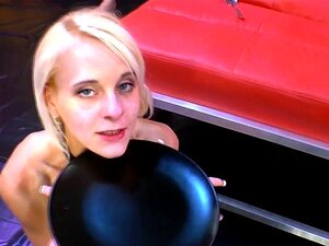 Bukkaked ho gulps spunk. Bukkaked german ho gulps down spunk aus einer