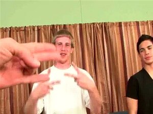 Стр8 сељачки тип ради геј ствари