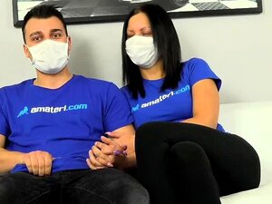 Das geile Paar hat keine Angst vor dem Coronavirus