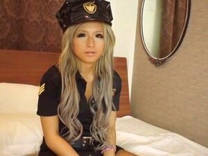 La ragazza giapponese esotica Juria Tachibana nel pompino più caldo,