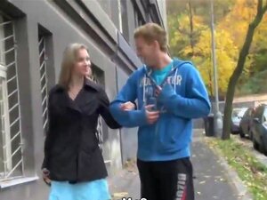 Heiße Jocks ficken süße Mädels, süße Mädels lieben