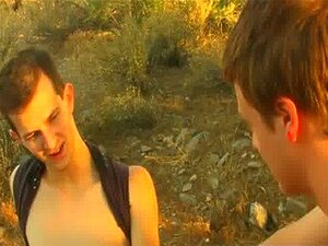 Gay film van met de hotty van een zonsondergang baden hen in een warm