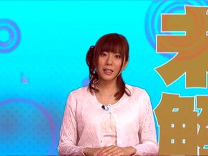 Yuma Asami ruiskuttaminen kanssa sperma hänen kasvonsa