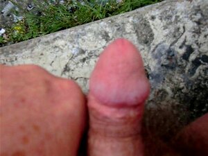 ulkona laukeaminen