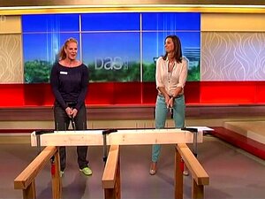 Inka Schneider ma duże wymiony i duże napuchnięte sutki